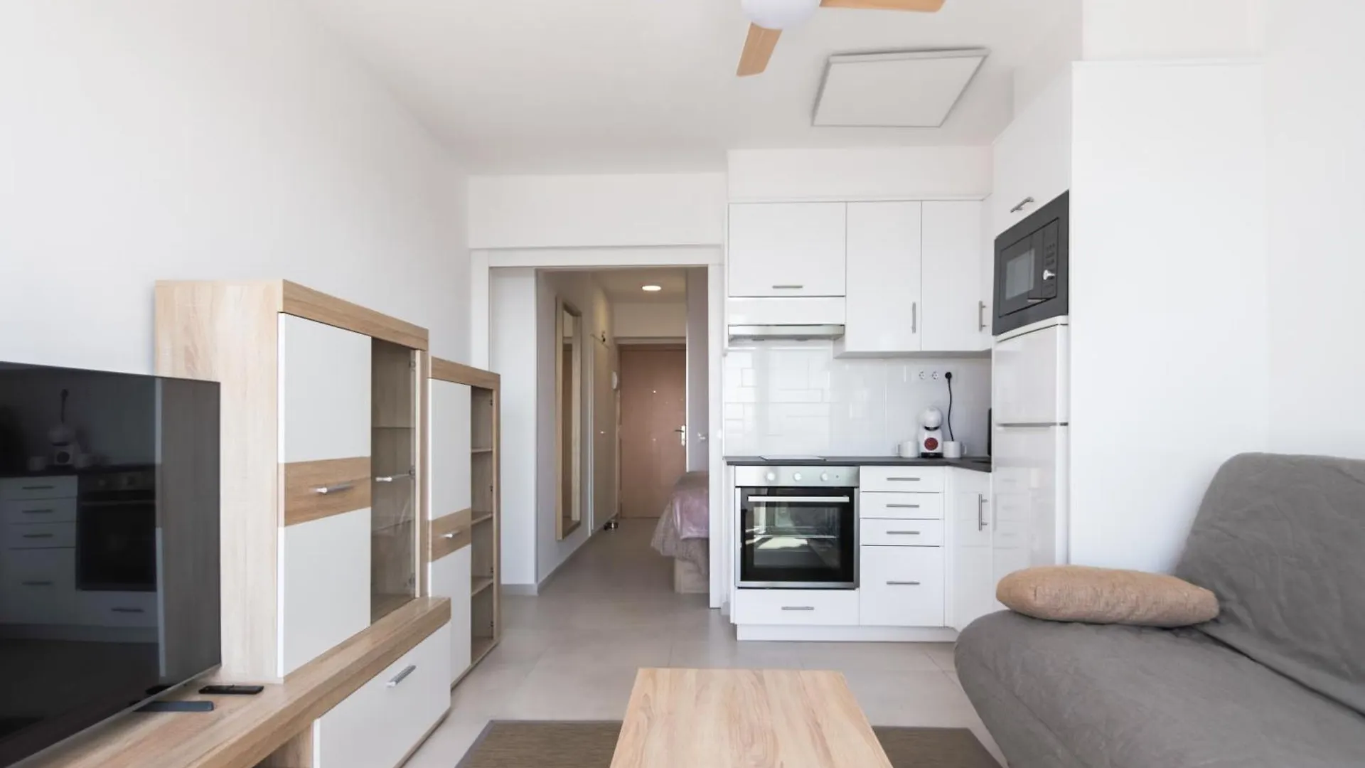 Seaview Heights Suite In Rosas